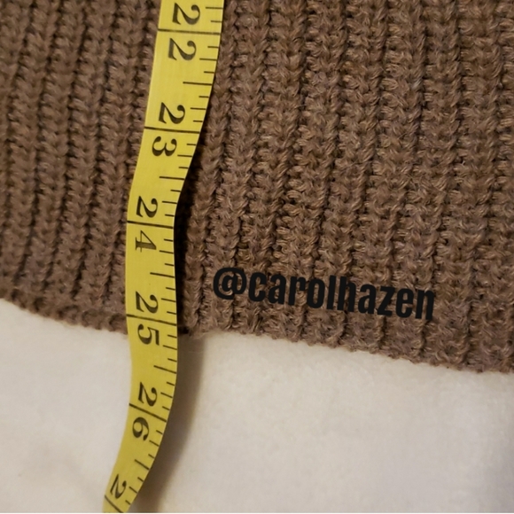 ONE LG LEFT!  NWT Boutique Sweater Cape Brown - Picture 14 of 16